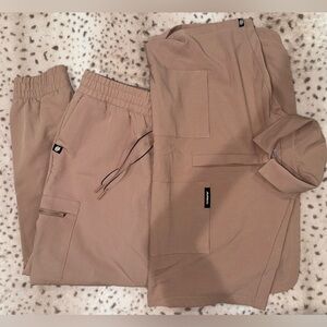 🩺WOMENS Jaanuu light pink SCRUB SET. SIZE M•MP 🩺